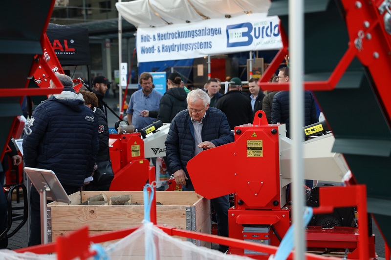  ARPAL wood chippers at the international exhibition AGRITECHNICA in Hanover