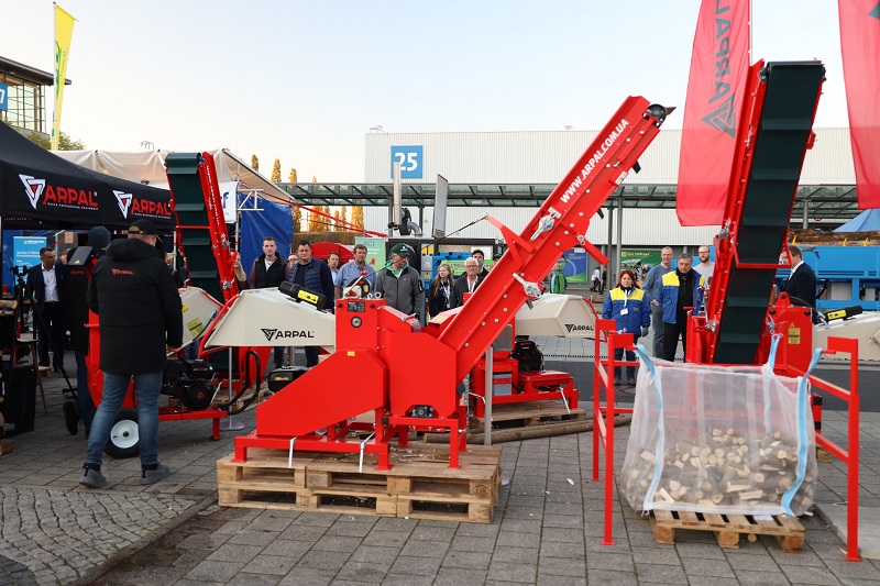 Hannoverdəki AGRITECHNICA sərgisində ARPAL ağac doğrayan maşınlar