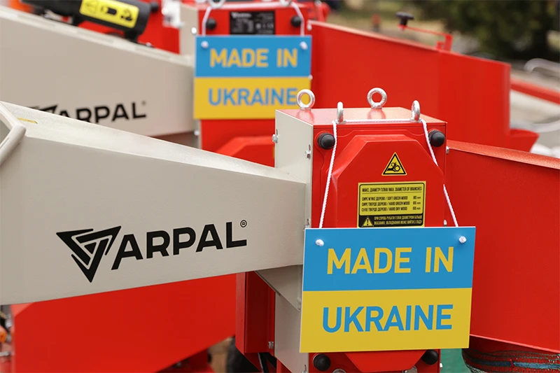 ARPAL wood chippers at LISDEREVMASH-2019 6 wood chippers, Wood shredders Arpal