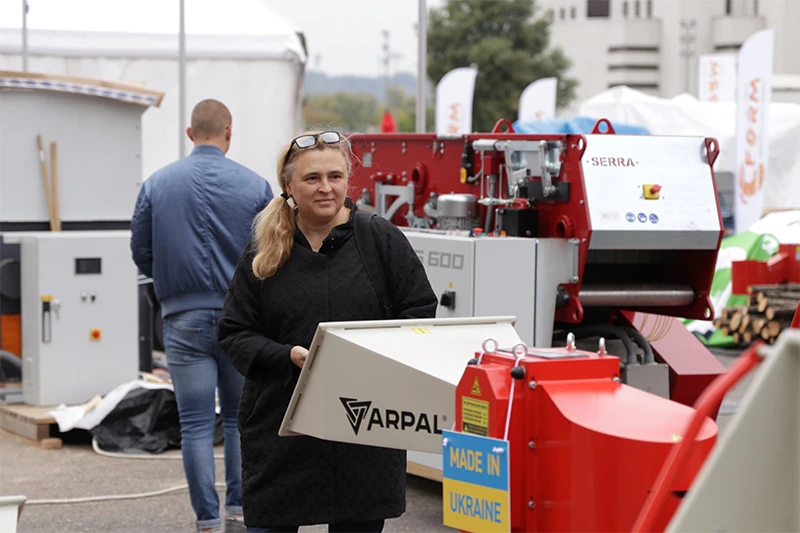 ARPAL wood chippers at LISDEREVMASH-2019 8 wood chippers, Wood shredders Arpal