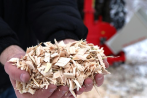 щепоріз до трактора ARPAL в роботі